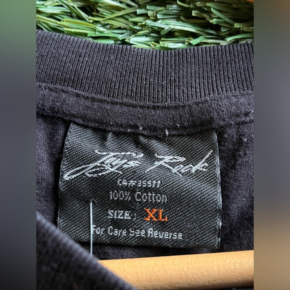 Vintage Skeleton Tee - Picture 3 of 3